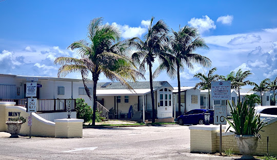 Briny Breezes, FL