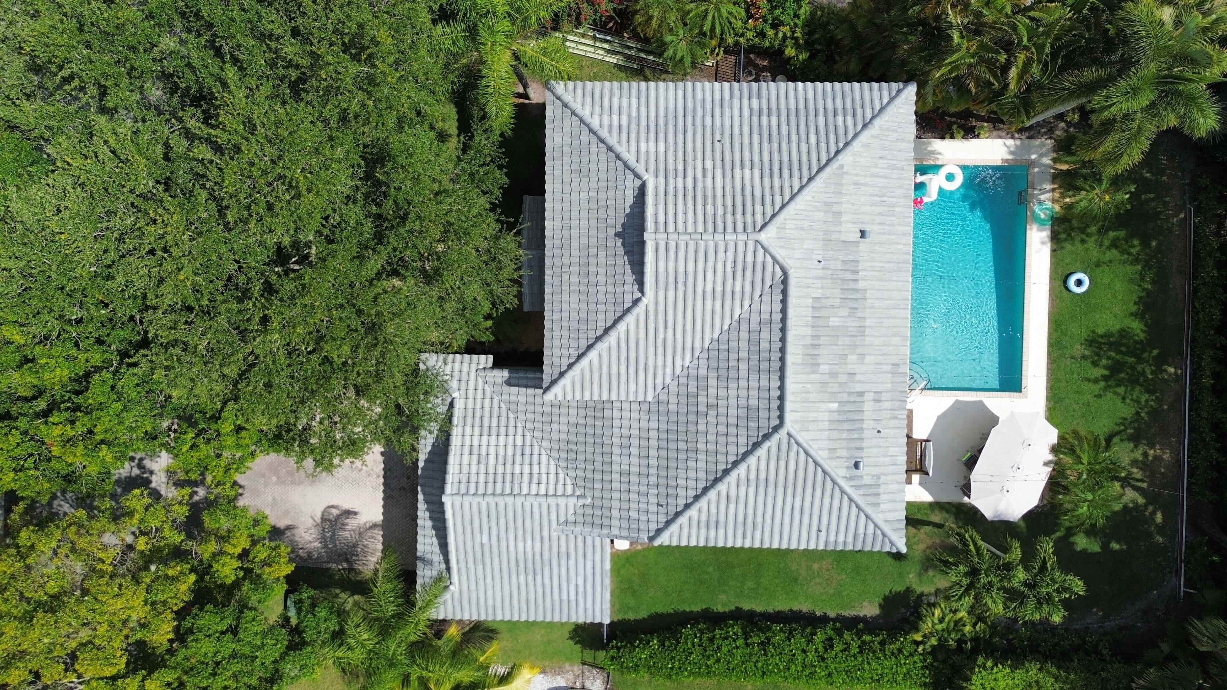 Expert tile roofing team from Neal Roofing & Waterproofing in Palm Beach Gardens.